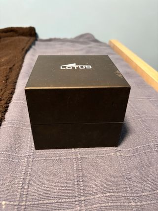 Reloj Lotus Hombre Negro y Plateado