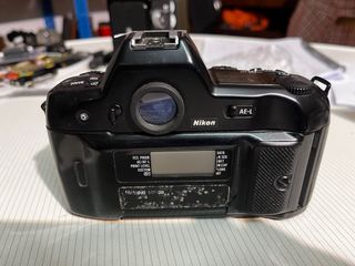 Cámara Nikon F90