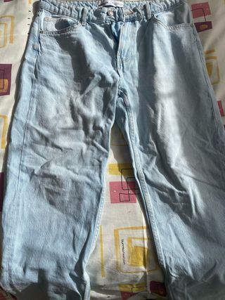 Pantalón tejano azul claro