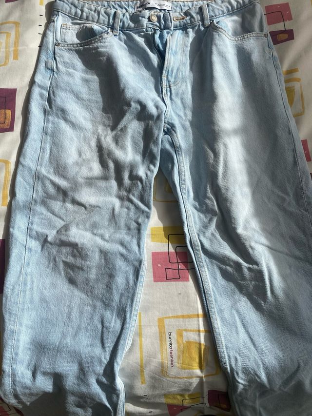 Pantalón tejano azul claro