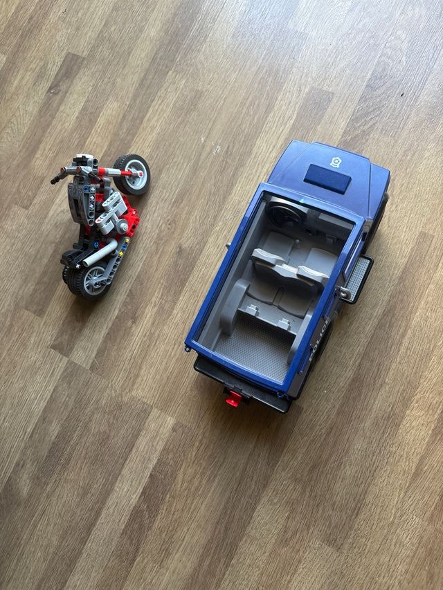 Lego Moto y Camión Policía