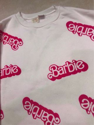 Felpa Zara x Barbie