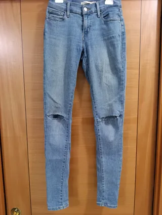 Jeans Levi's 710 Super Skinny W25