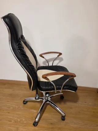 Silla de oficina ,giratoria,inclinable, regulable