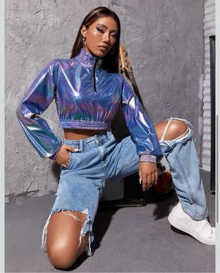 Top manga larga brillante efecto neón