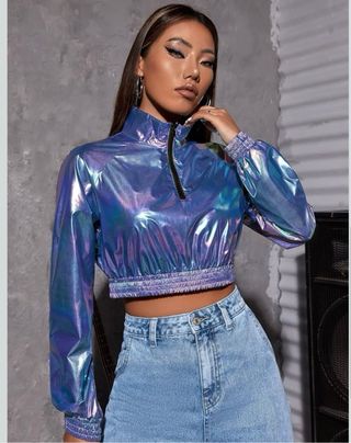 Top manga larga brillante efecto neón