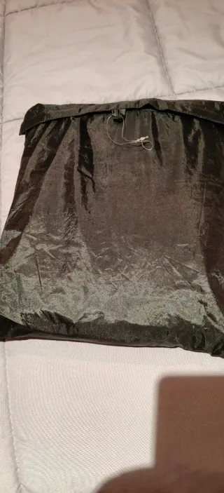 Traje de lluvia negro