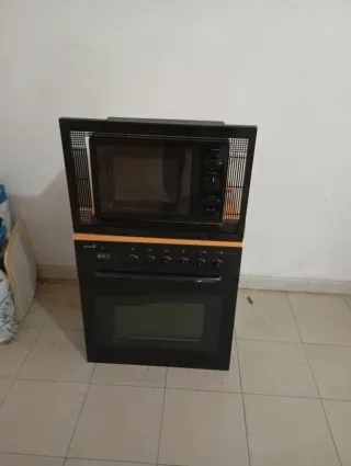 Horno y Microondas Edesa