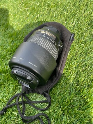 Cámara Nikon D3100 + 2  Objetivos 18-55mm 55-200mm