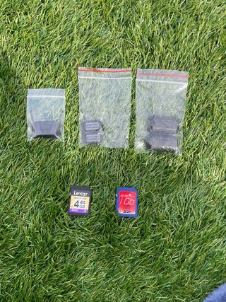 Cámara Nikon D3100 + 2  Objetivos 18-55mm 55-200mm