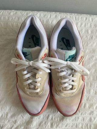 Nike Air Max 1 Beige y Rosa