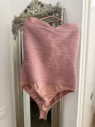 Body Zara escote palabra de honor T. L