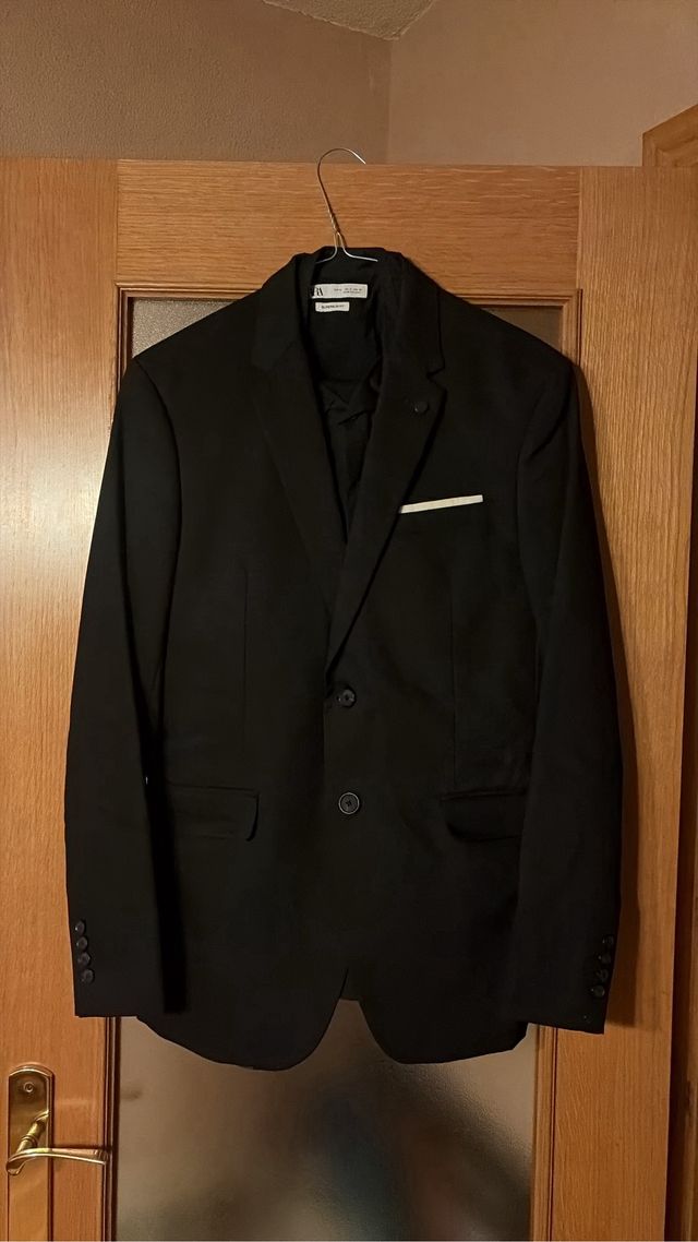 Traje Zara Negro Completo