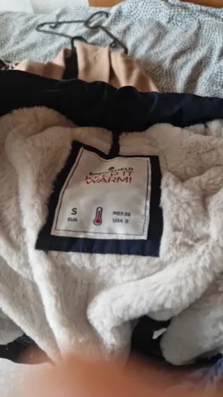 Vari modelli di cappotti