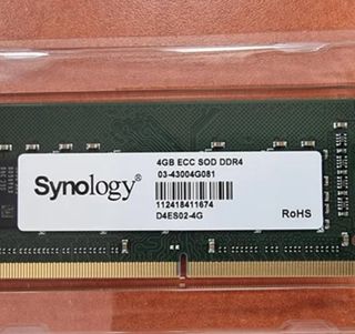 NAS Synology DS423+ con RAm oficial y 2 x NVMe 1Tb