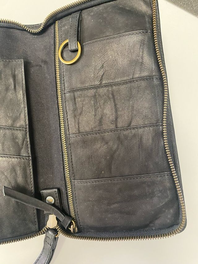 Cartera Diesel Negra Estilo Libro