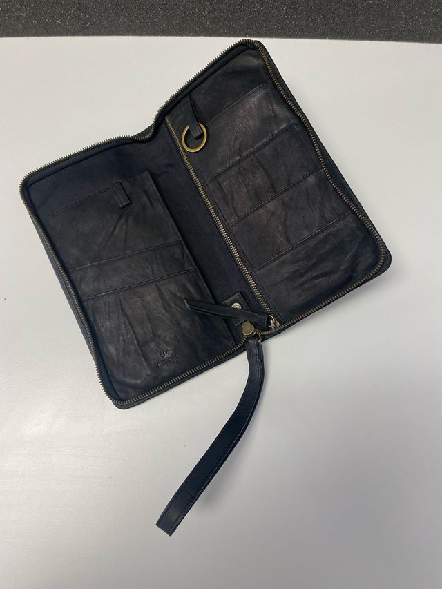 Cartera Diesel Negra Estilo Libro