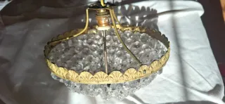 Lámpara colgante cristal y metal dorada