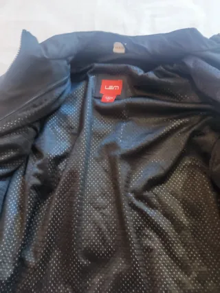 Chaqueta de moto con protecciones