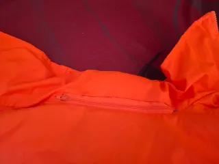 Chaquetón acolchado reflectante.