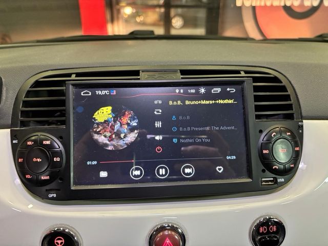 Pantalla GPS Android Fiat 500