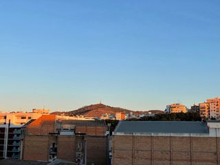 Habitación acogedora en Santa Eulalia, Hospitalet