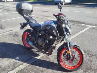 YAMAHA MT07 2020 limitada A2. A tope de extras.