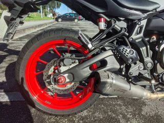 YAMAHA MT07 2020 limitada A2. A tope de extras.