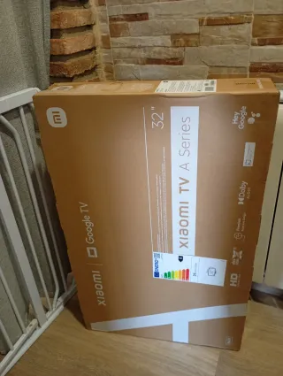 Xiaomi TV F Pro 32 QLED Smart TV