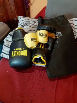 Guantes y vendas boxeo Brooklyn Fitboxing