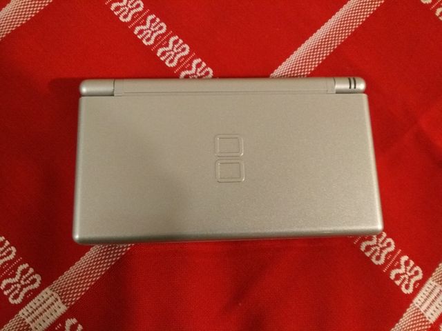 Nintendo DS Lite