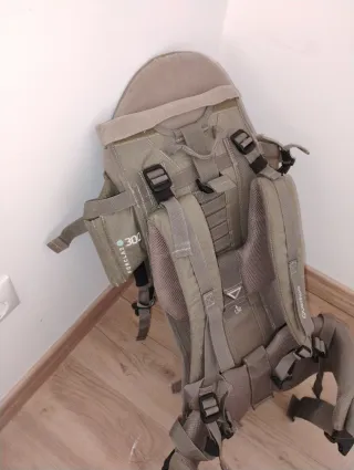 Mochila porta bebé Quechua 300