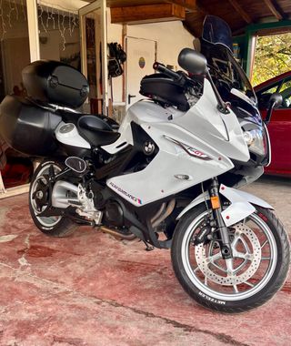 BMW F800 GT - Impecable con 35 mil k todos los pac