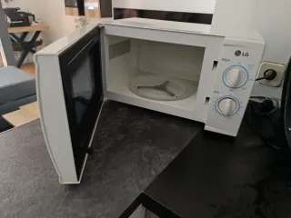 Microondas LG 20L Blanco