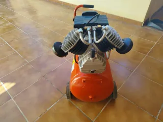 Compresor FIAC 50L Doble Cilindro