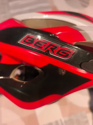 Casco de bicicleta BERG