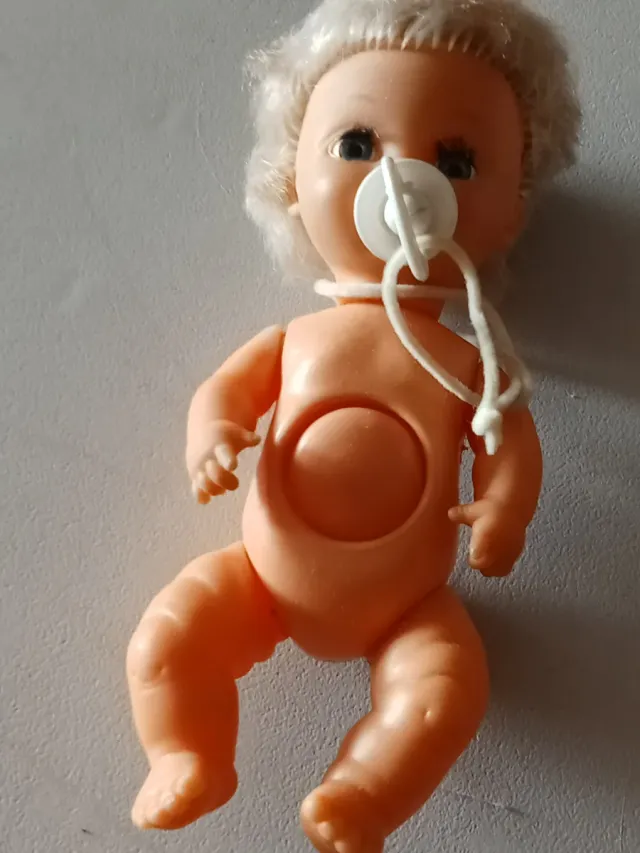 Muñeca rubia Jesmar con chupete