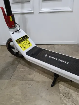 Patinete Eléctrico Infantil Blanco