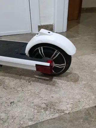 Patinete Eléctrico Infantil Blanco