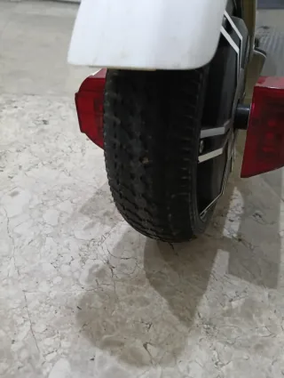 Patinete Eléctrico Infantil Blanco