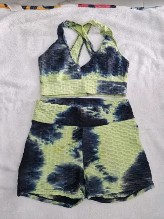 Conjunto deportivo tie-dye