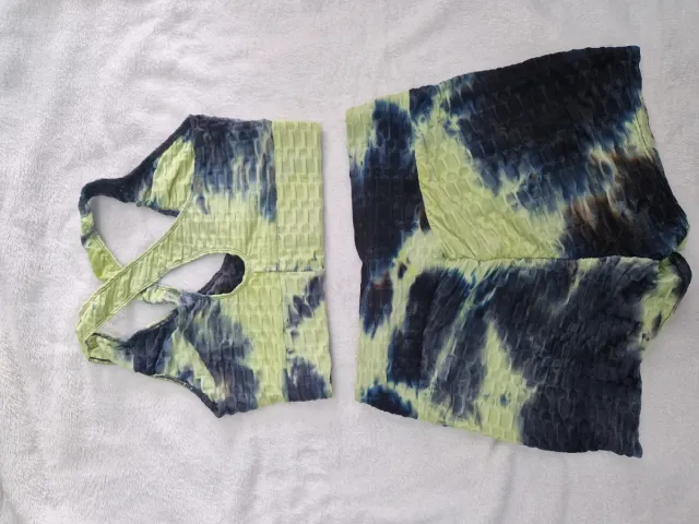 Conjunto deportivo tie-dye