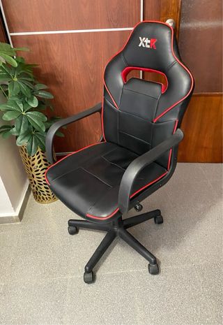 Silla Gaming Negra y Roja.