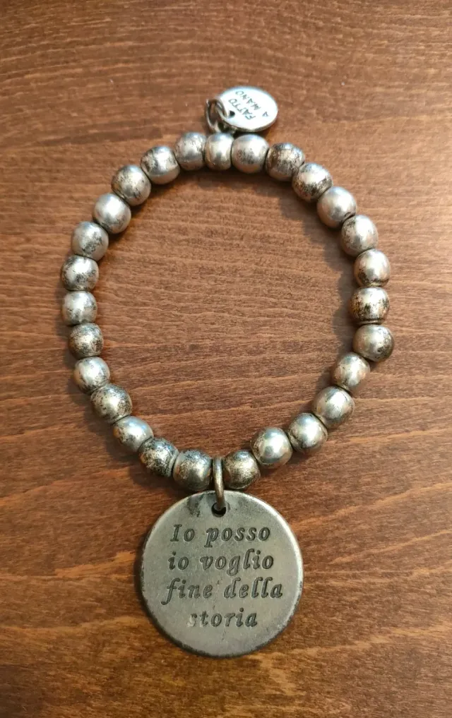 Braccialetto con ciondolo