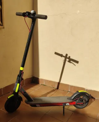 Patinete Eléctrico Xiaomi MI M365