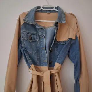 Gabardina Beige y Azul