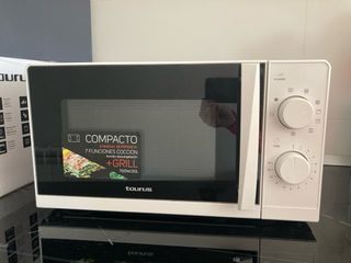 Microondas Taurus Ready Grill 700W 20L (con caja)