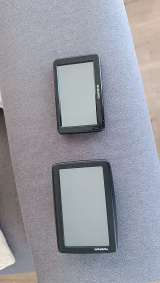 GPS TomTom y Garmin
