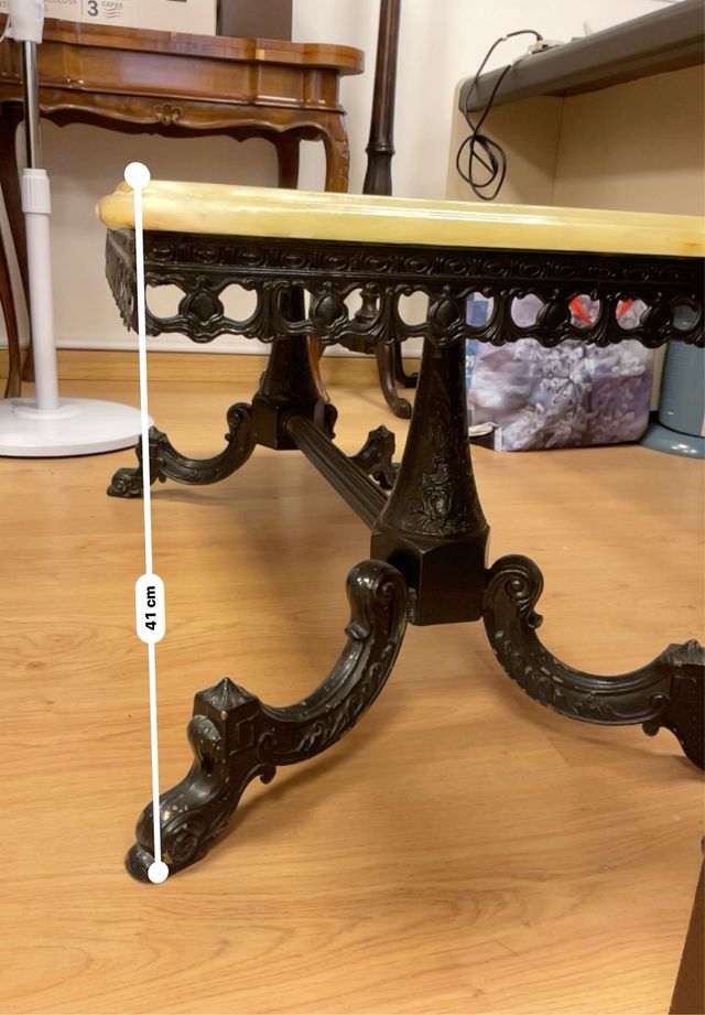 Mesa de centro de ónix verde