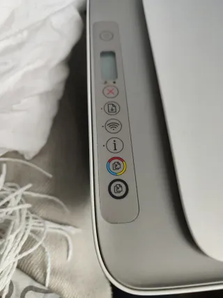 Impresora HP DeskJet 2720e